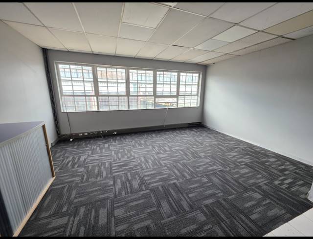 930M² WAREHOUSE TO LET IN OPHIRTON